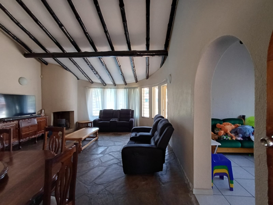 3 Bedroom Property for Sale in Vaalpark Free State